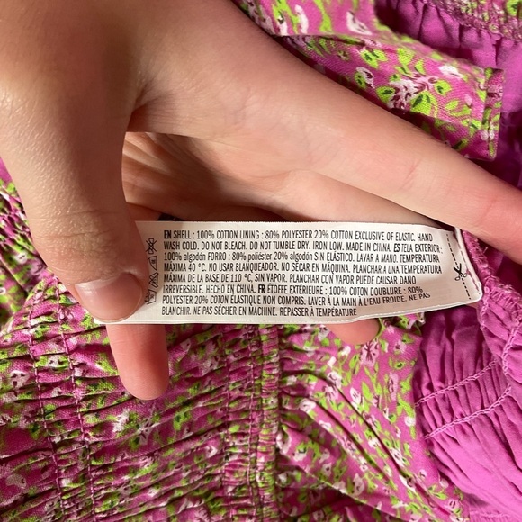 Free the Roses All Over Smocked Ruffled‎ Mini Dress Size Xsmall - Picture 8 of 8